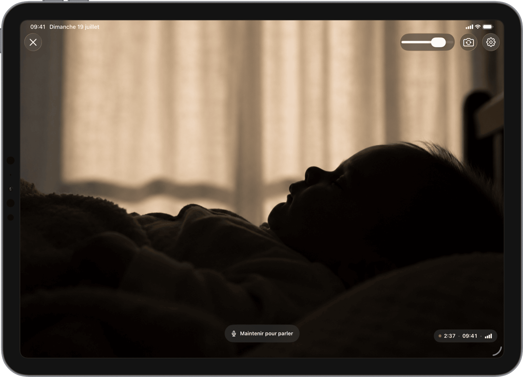 La vidéo en direct du bébé dans LIL1 sur iPad.
